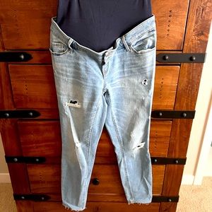 Old Navy Rockstar Super Skinny Maternity Jean - 8